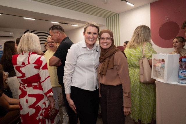 Otvorenje edukativnog i ispitnog centra deutsch.ba, Tešanj, august 2026. — fotografija 15